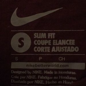 Nike slim fit women’s tee shirt